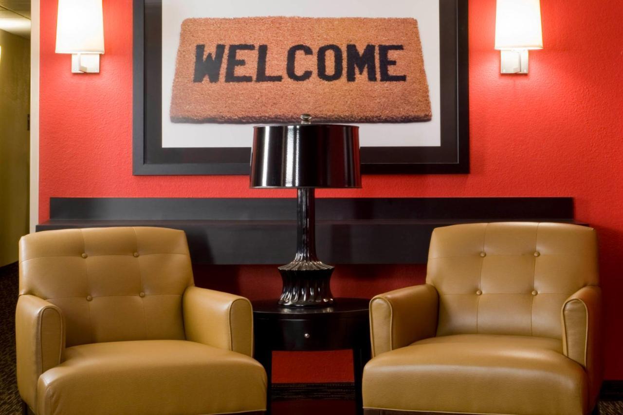 Extended Stay America Select Suites - Newport News - Oyster Point Екстер'єр фото