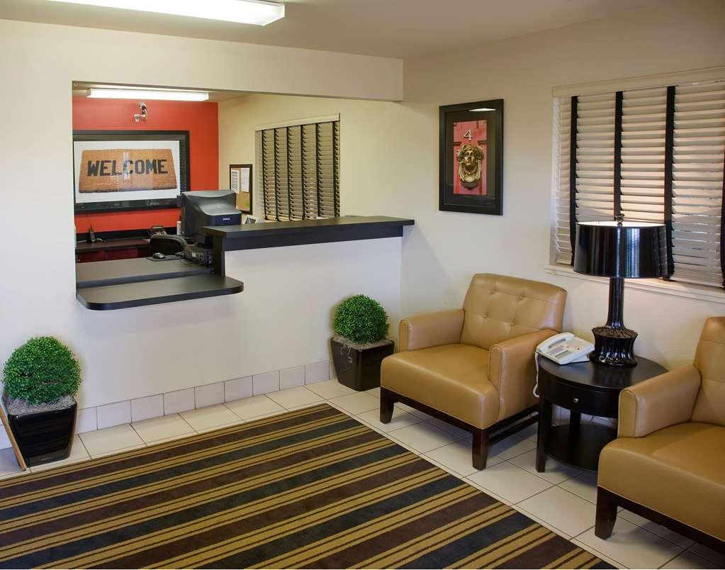 Extended Stay America Select Suites - Newport News - Oyster Point Інтер'єр фото