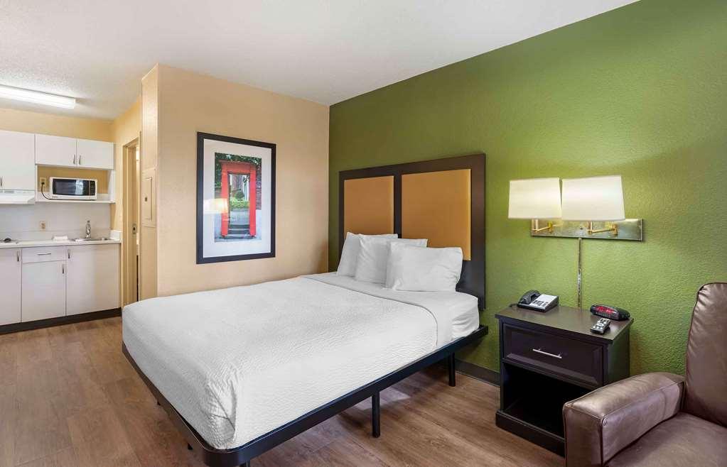 Extended Stay America Select Suites - Newport News - Oyster Point Номер фото