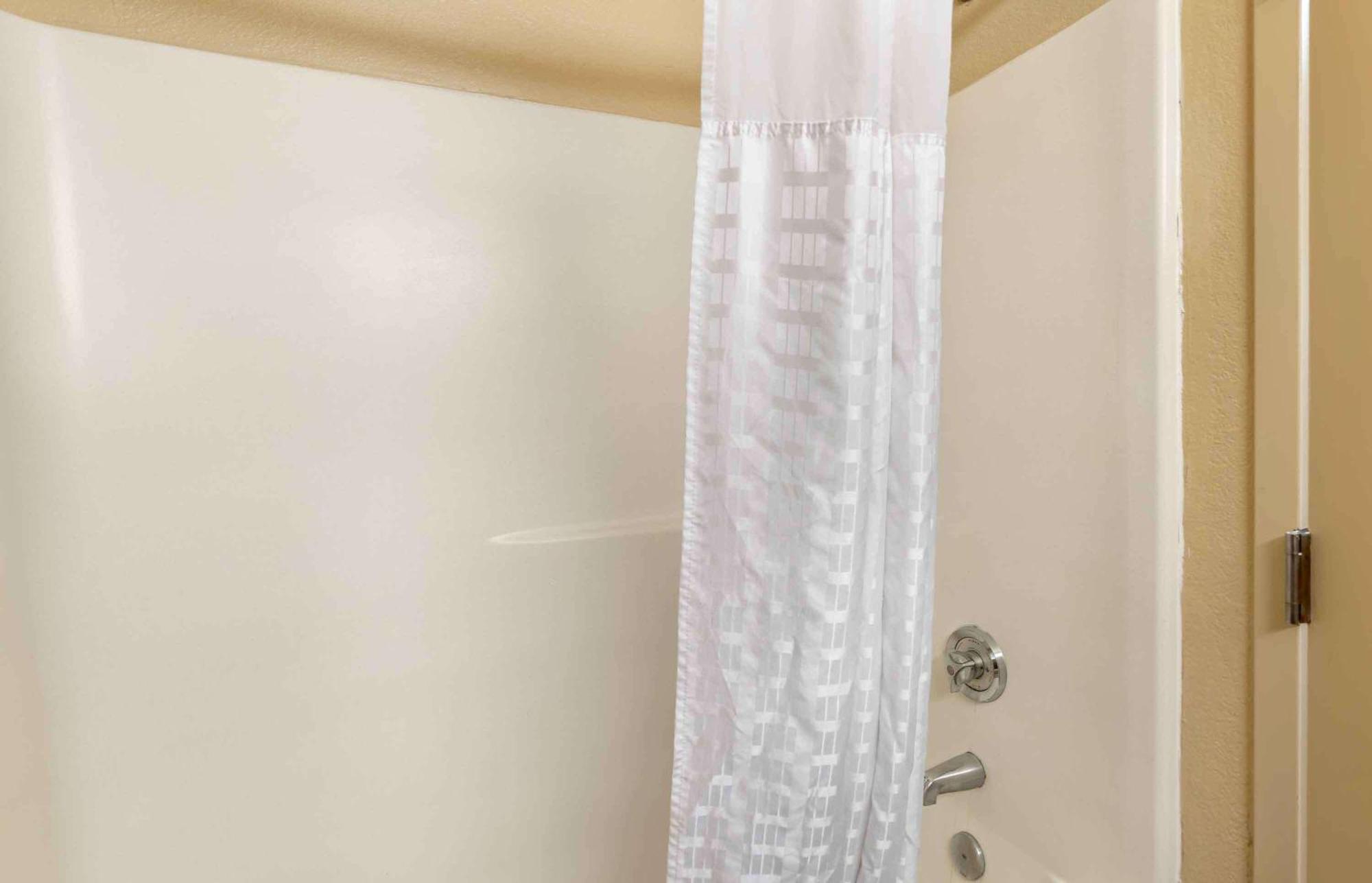 Extended Stay America Select Suites - Newport News - Oyster Point Екстер'єр фото