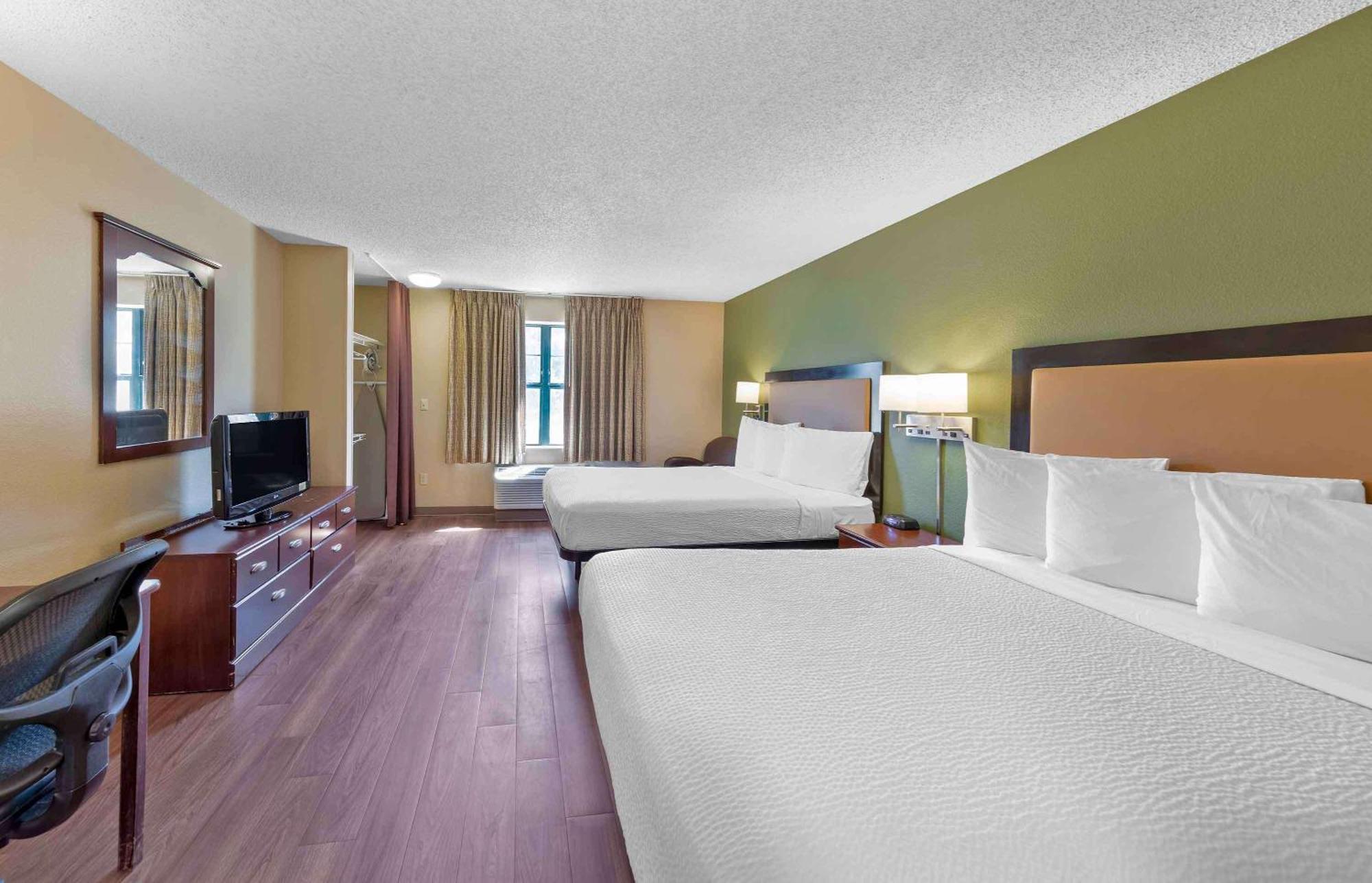 Extended Stay America Select Suites - Newport News - Oyster Point Екстер'єр фото